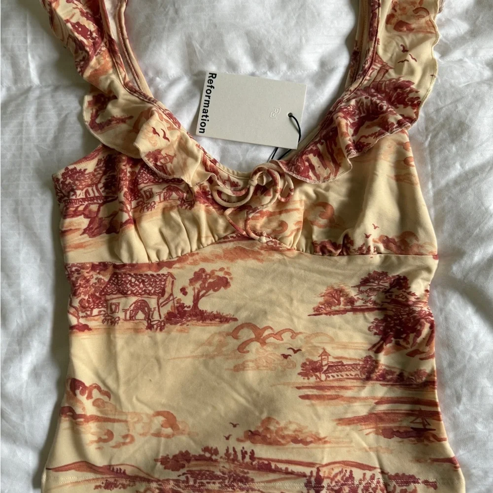 Reformation Lemmy Top | XS - Picture 2 of 4